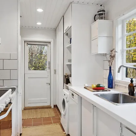 Amazing In With Kitchen Holiday home